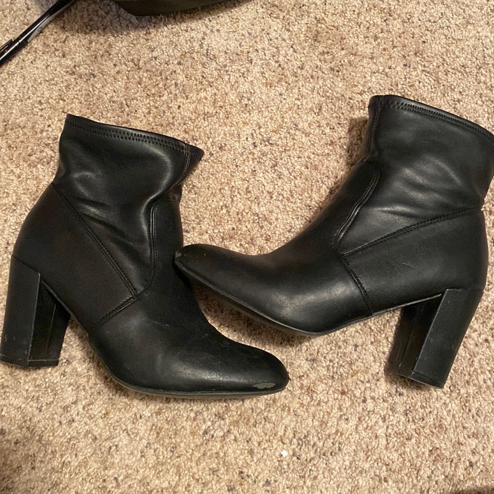 Steve Madden block heel booties